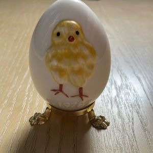 1978 Goebel porcelain baby chick easter egg W Germany